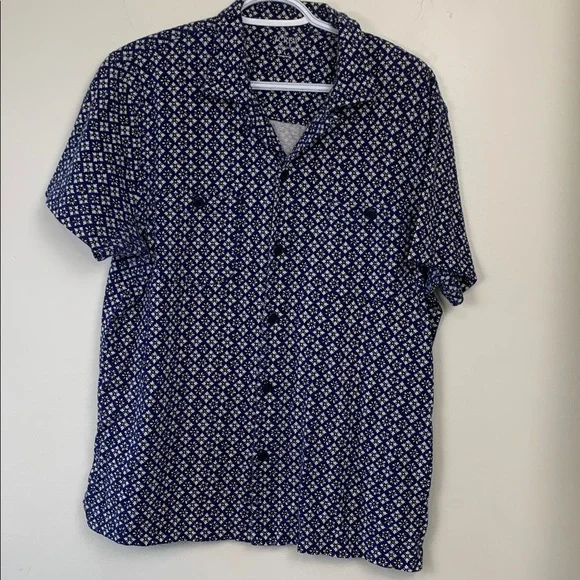 J. Crew Mens  100% Cotton Button Down Short Sleeve Shirt Blue w Black and White - Picture 4 of 9